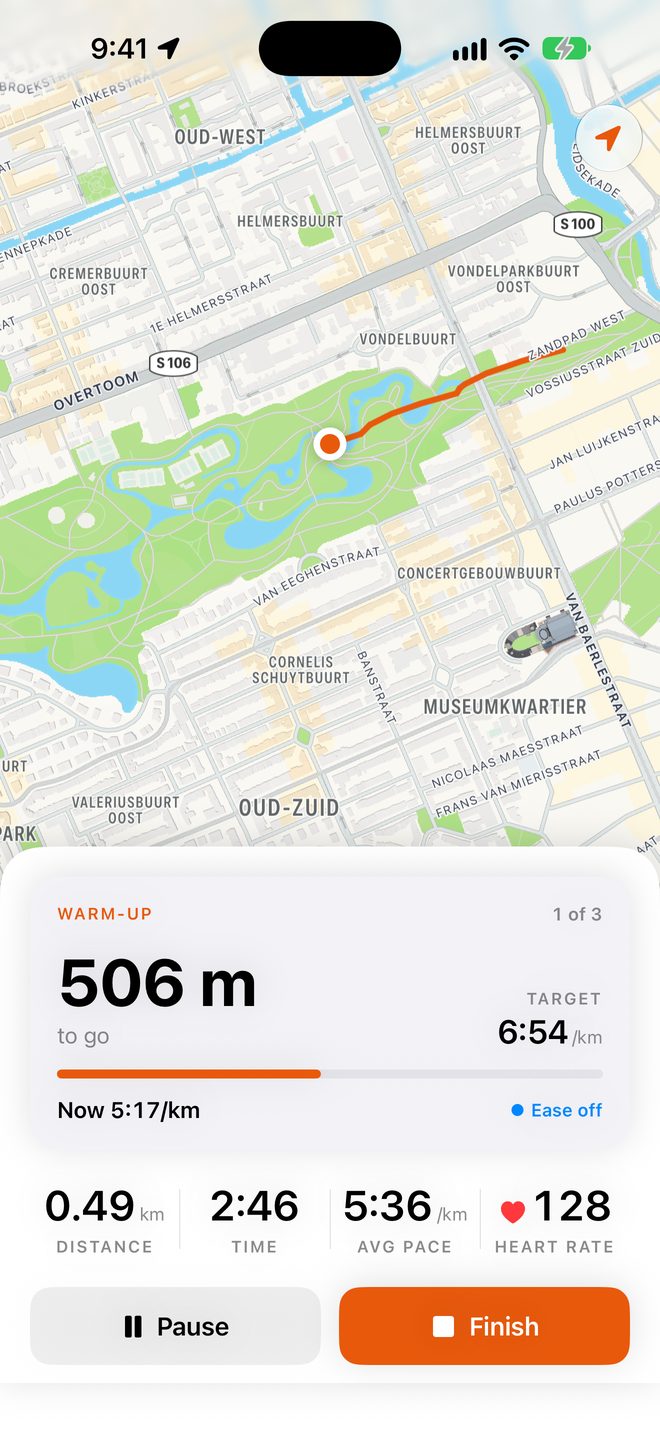 A live run on a map, with the distance to go, the target pace, the current pace and heart rate.